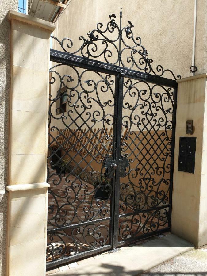 Апартаменти Vladana Lux App Крушевац Екстер'єр фото
